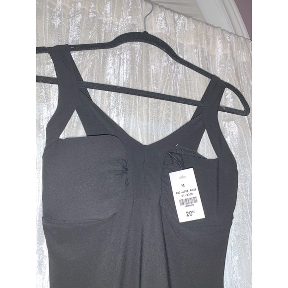 Black Dress NEW WITH TAGS - Picture 3 of 4